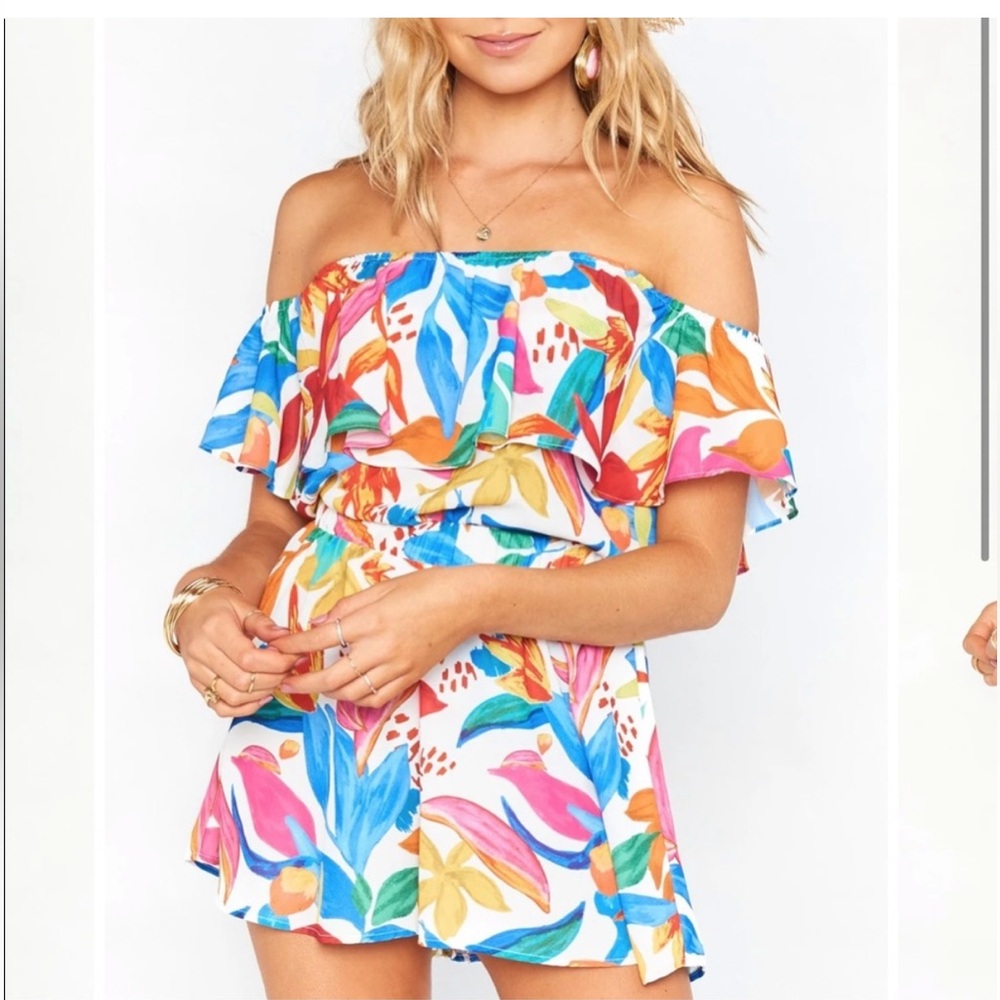Show me your mumu Carlos swing shorts in bright blooms
